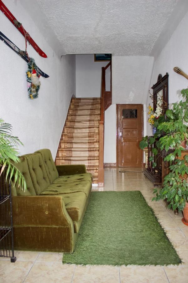 Residencial Tarouca Bed & Breakfast Fundão Exterior photo